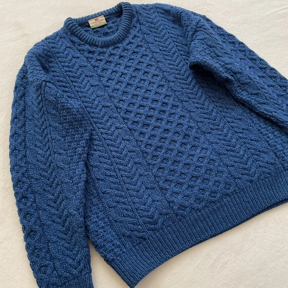 Carraigdonn Merino Wool Irish Crewneck Aran Fisherman’s Cable Knit Sweater - Picture 2 of 11